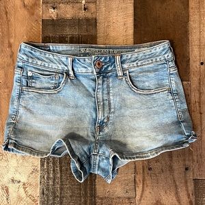 American Eagle Hi-Rise Shortie